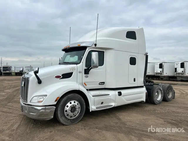 2019 Peterbilt 579 6x4 T/A Sleeper Truck Tractor