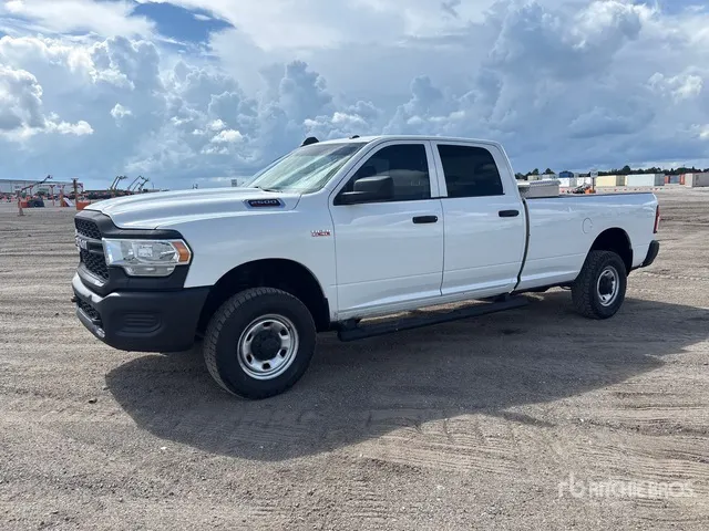2019 Ram 2500 Tradesman 4x4 Crew Cab Pickup