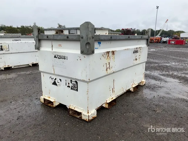 2015 Western Trans Cube 2000 L Skid Mounted Steel Diesel Fuel Tank