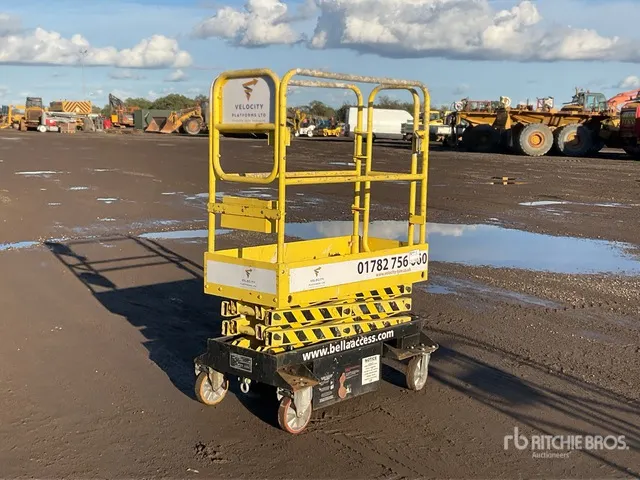 2012 Youngman Boss X3X Electric Scissor Lift