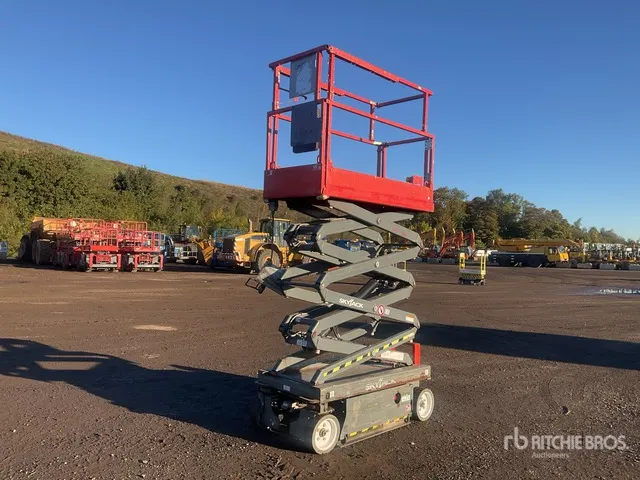 2016 Skyjack SJIII3219 Electric Scissor Lift
