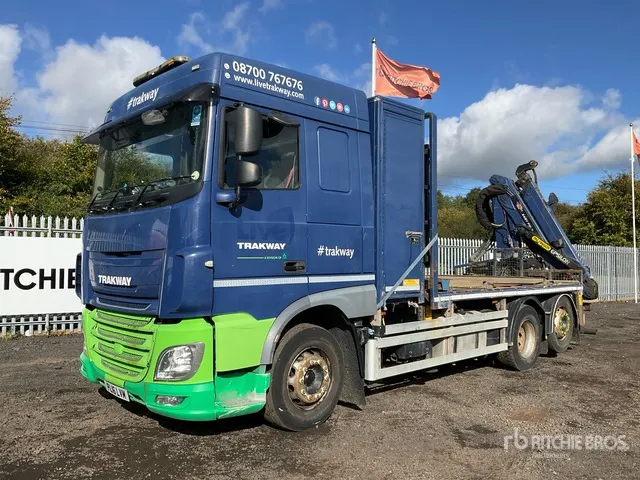 2016 DAF 6x2 Sleeper Flatbed Truck w/Crane Palfinger Knuckle Boom
