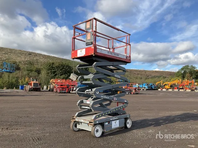 2014 Skyjack SJIII4632 Electric Scissor Lift