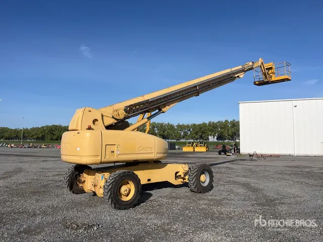 2006 Genie S125 4WD Diesel Telescopic Boom Lift