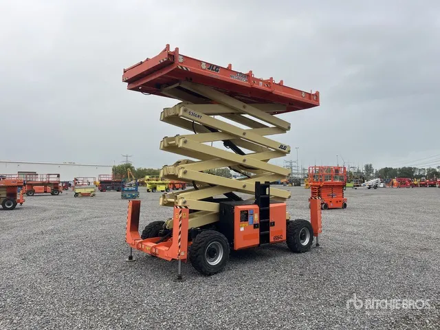 2016 JLG 530LRT 4x4 Diesel Scissor Lift