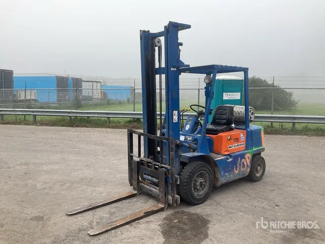 1986 Mitsubishi FG25 2400 kg Forklift