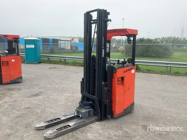 2019 Toyota SRE135L 1350 kg Electric Stacker