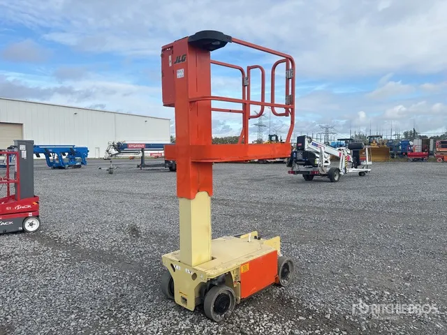 2014 JLG 1230ES Vertical Mast Lift