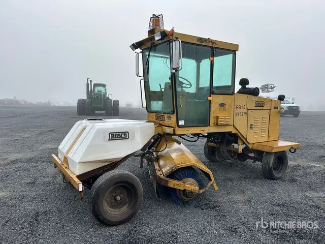 2001 Rosco RB48 Self-Propelled Broom