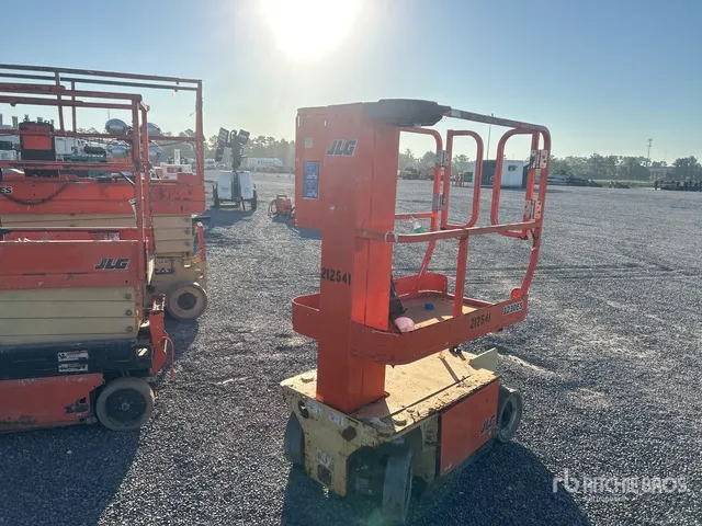 2018 JLG 1230ES Vertical Mast Lift
