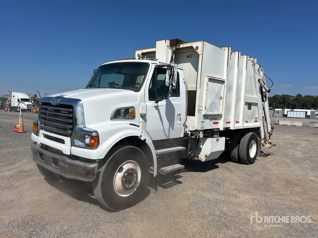 2009 Sterling L7500 4x2 Rear Loader Waste Collection Truck