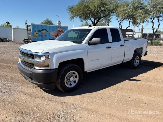 2019 Chevrolet Silverado 1500 Custom 4x4 Extended Cab Pickup