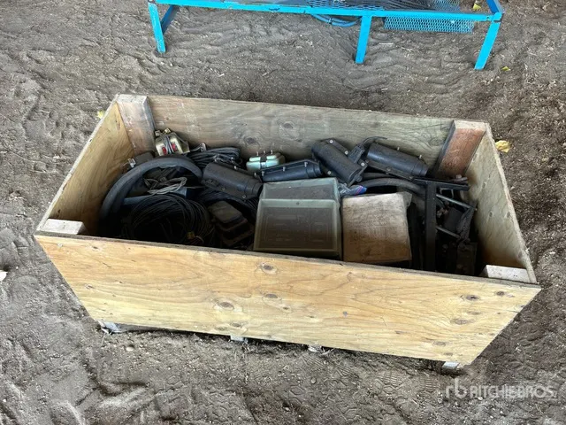 Quantity of Wires, Switches, Brackets & Hydraulic Control Box