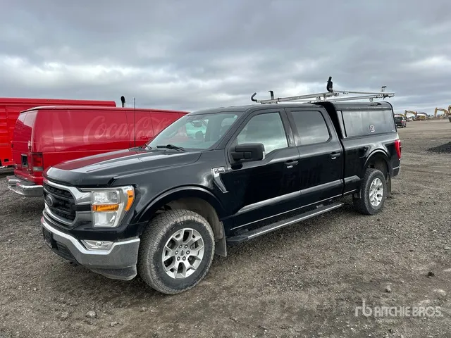 2021 Ford F-150 XLT 4x4 Crew Cab Pickup