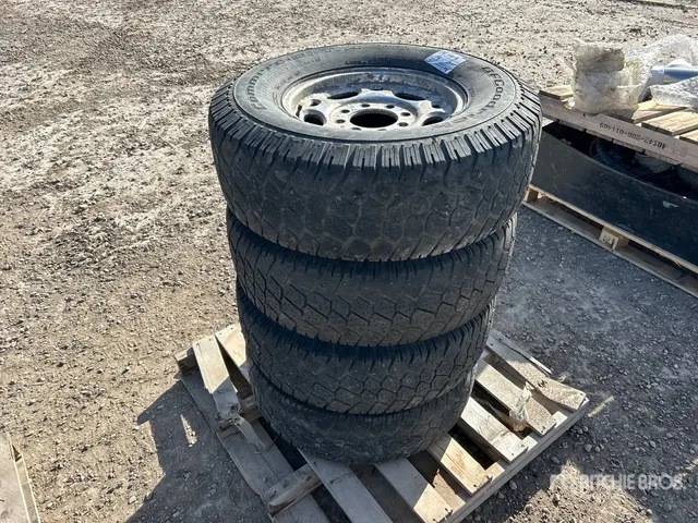 Quantity of (4) 265/75R16 16 Inch Tires