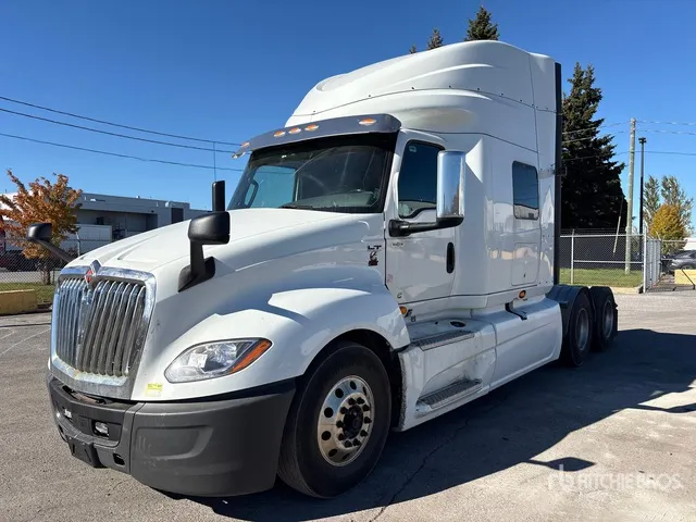 2019 International LT625 6x4 T/A Sleeper Truck Tractor