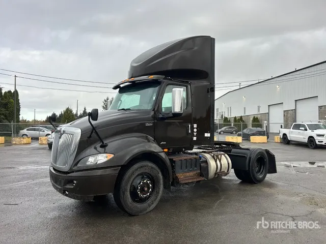 2020 International RH613 4x2 S/A Day Cab Truck Tractor