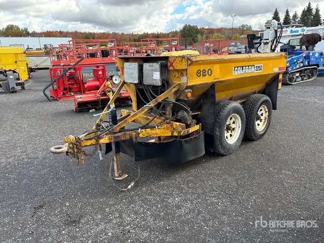 1996 Colpron 2250 T/A Salt Spreader