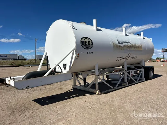 2005 Mega 12000 gal S/A Water Tower