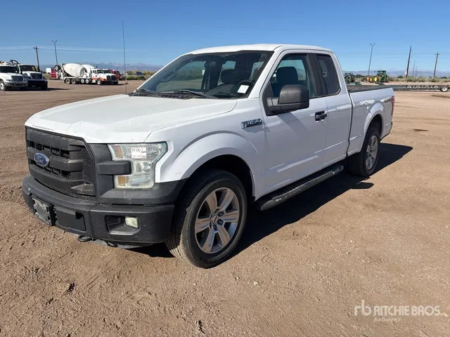 2015 Ford F-150 XL 4x4 Extended Cab Pickup