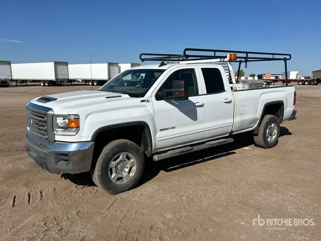 2017 GMC Sierra 2500HD SLE 4x4 Extended Cab Pickup