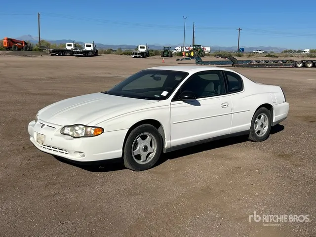 2003 Chevrolet Monte Carlo Automobile