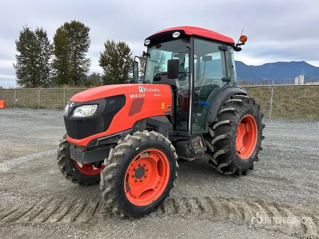 2021 Kubota M4-071 4WD Tractor