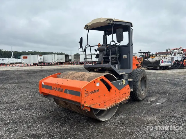 2019 Hamm H7i Smooth Drum Compactor