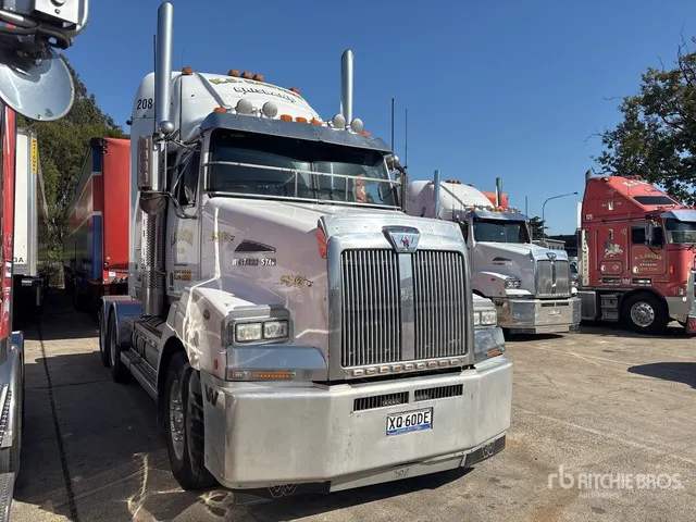 2017 Western Star 5864SS 6x4 T/A Sleeper Truck Tractor
