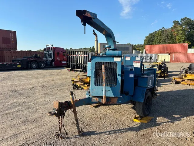 Bandit 200+ Tow-Behind Wood Chipper