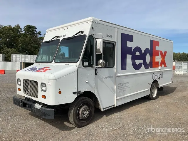 2022 Ford 4x2 Step Van
