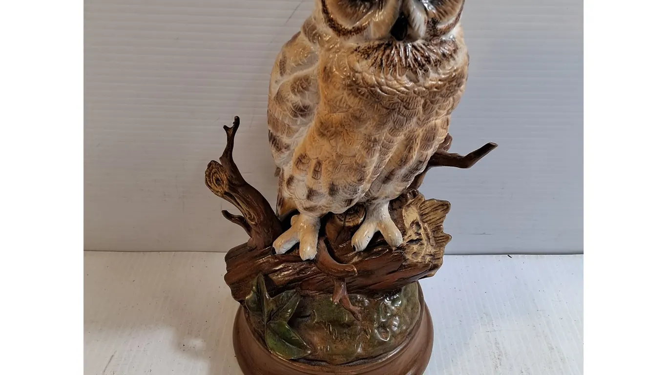Hand Painted Poly-Resin Tawny Owl on Stump Statue