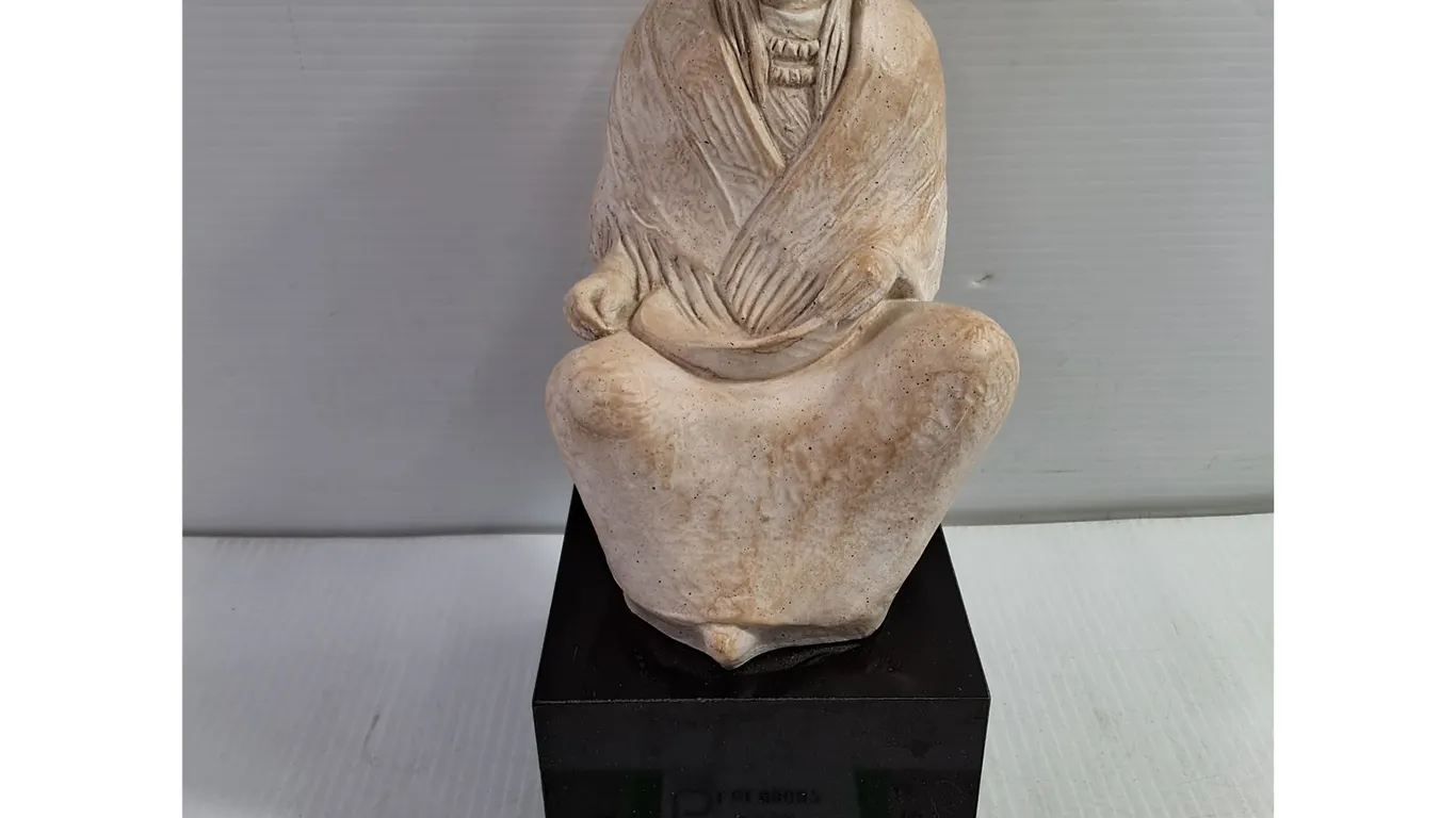 Vintage 1983 "Madre Tierra" (Mother Earth) Sculpture By James Marshall