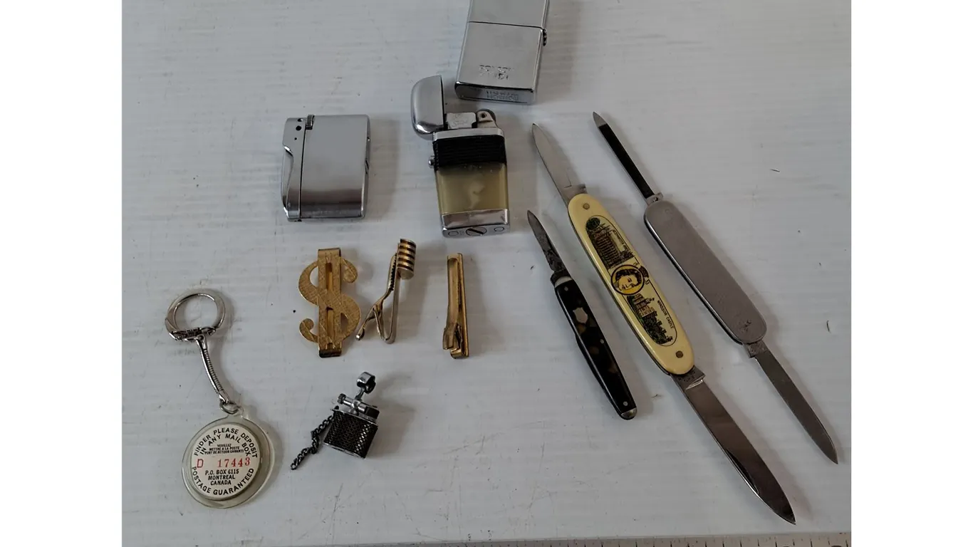 (3) Money Clips, (4) Lighters, (3) Pocket Knives