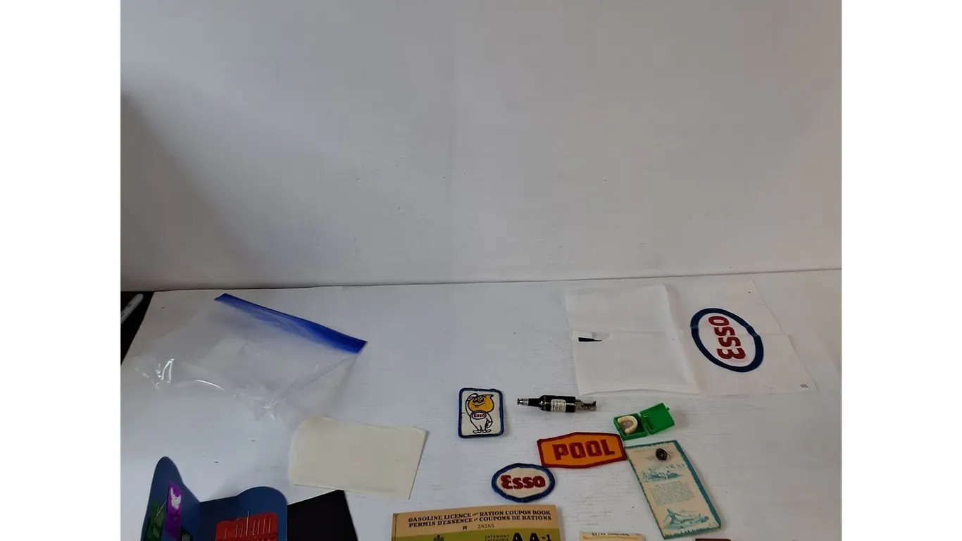 Small Scale Model Teeth, Lenzo Rub for Glasses, Sewing Needles,Ration Coupon Book, Apache Tear Rock
