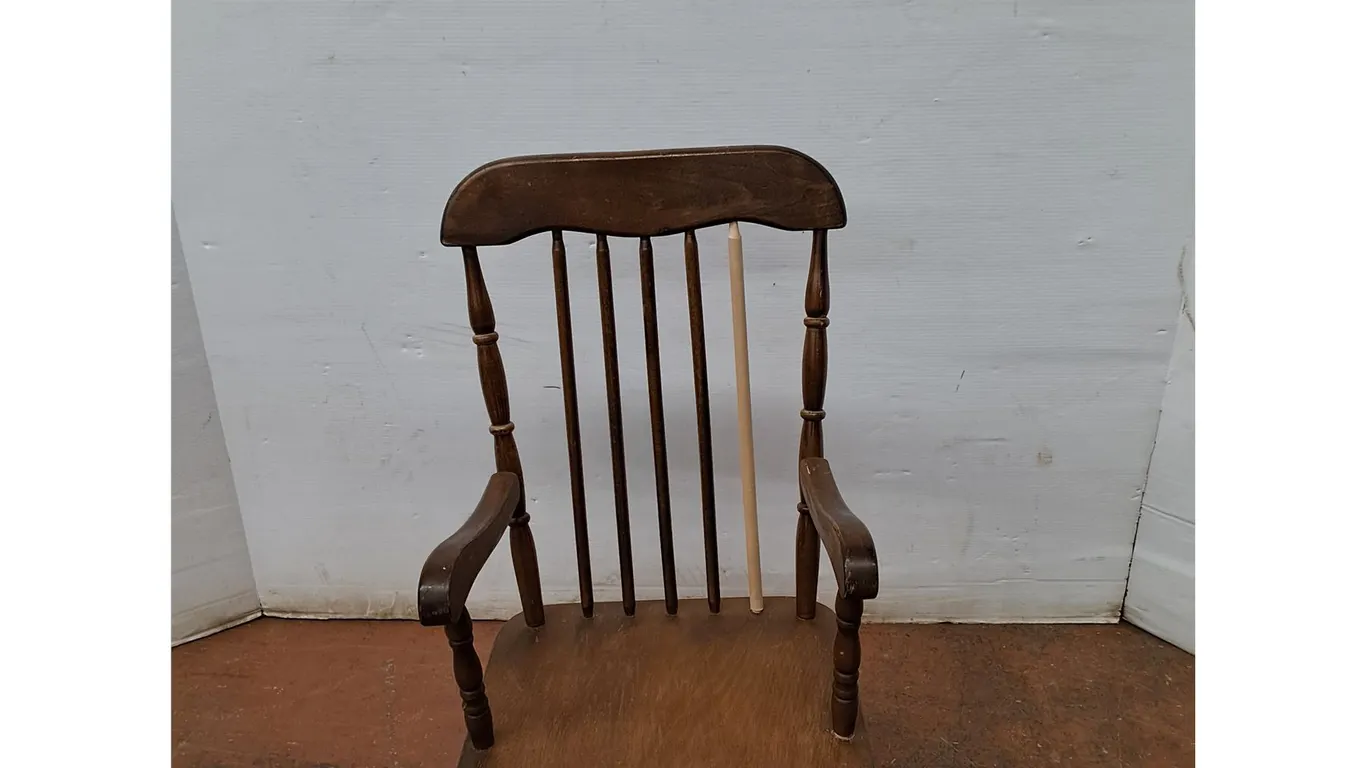 *Kids Wooden Rocking Chair 10"x14"x29" (cannot ship)