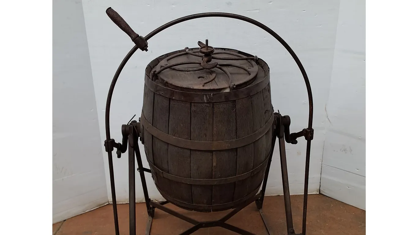 *Vintage Wooden Butter Churn 28"x23"x42"(cannot ship)