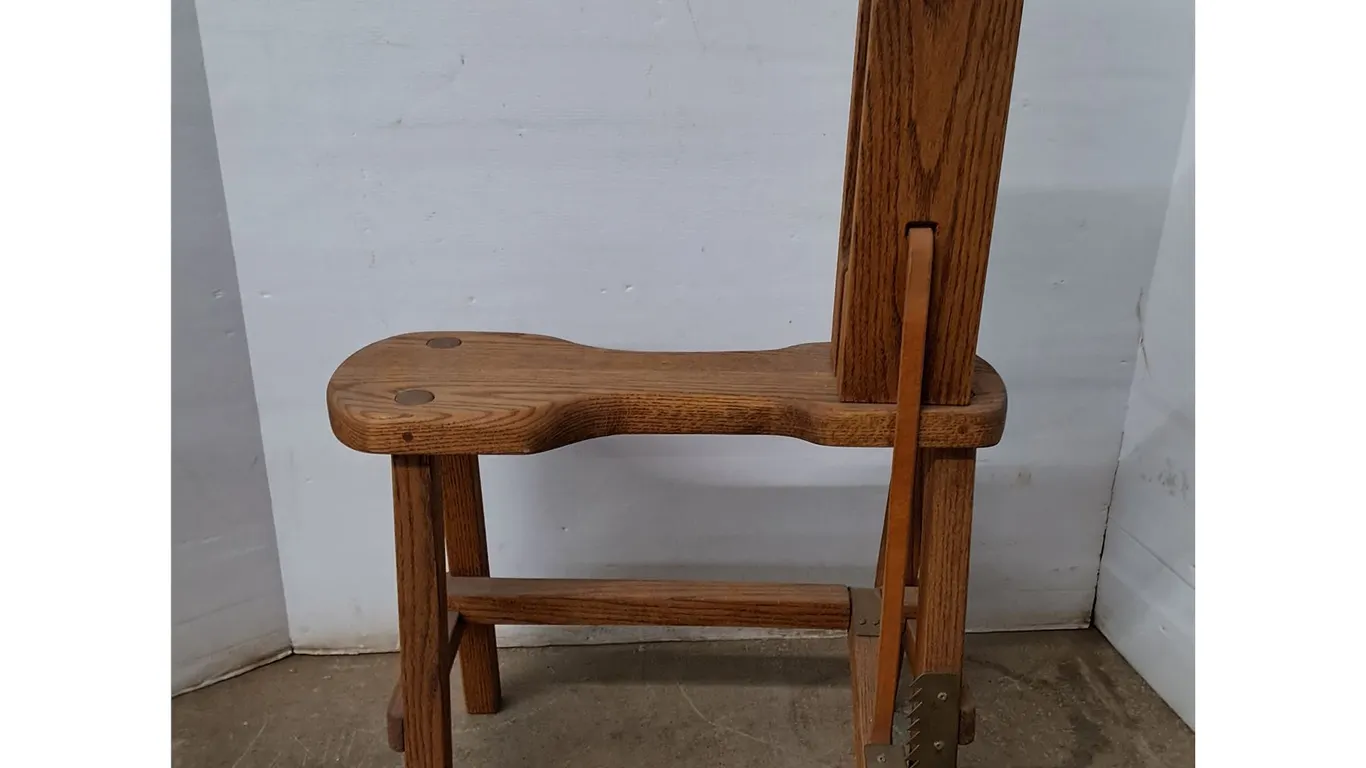 *Vintage Leather Stitching Horse 23"x13"x"42.5" (cannot ship)