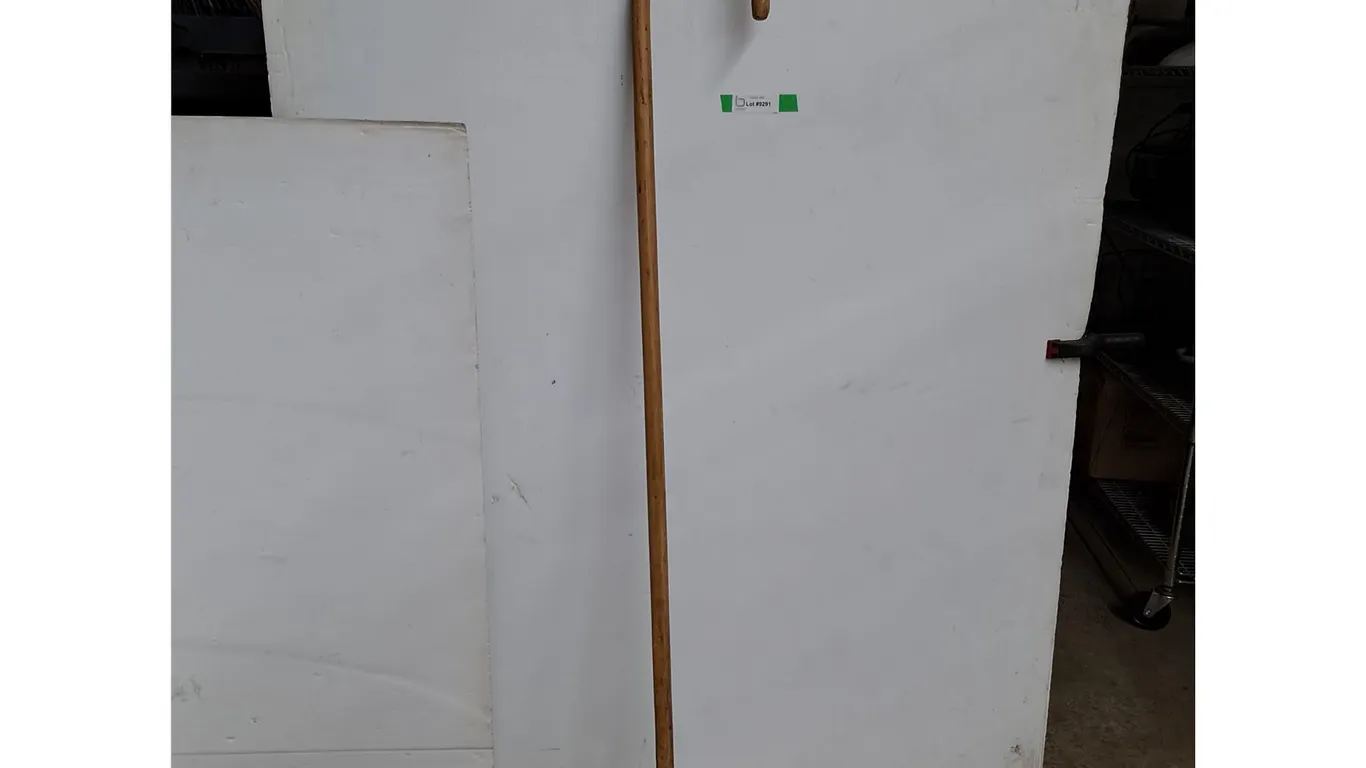 *Wooden Shepherd's Crook 5ft (cannot ship)