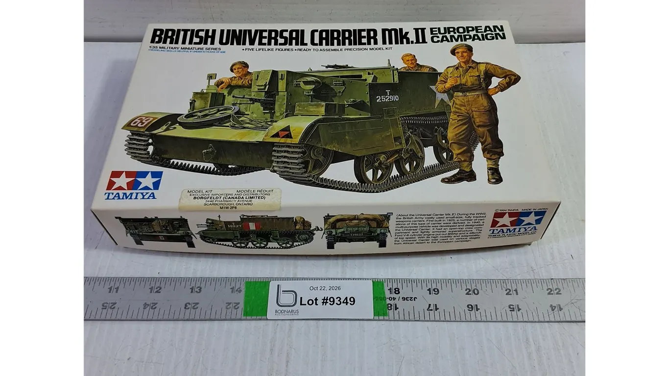 Tamiya 1:35 British Universal Carrier Mk.II Model Kit (NIB)