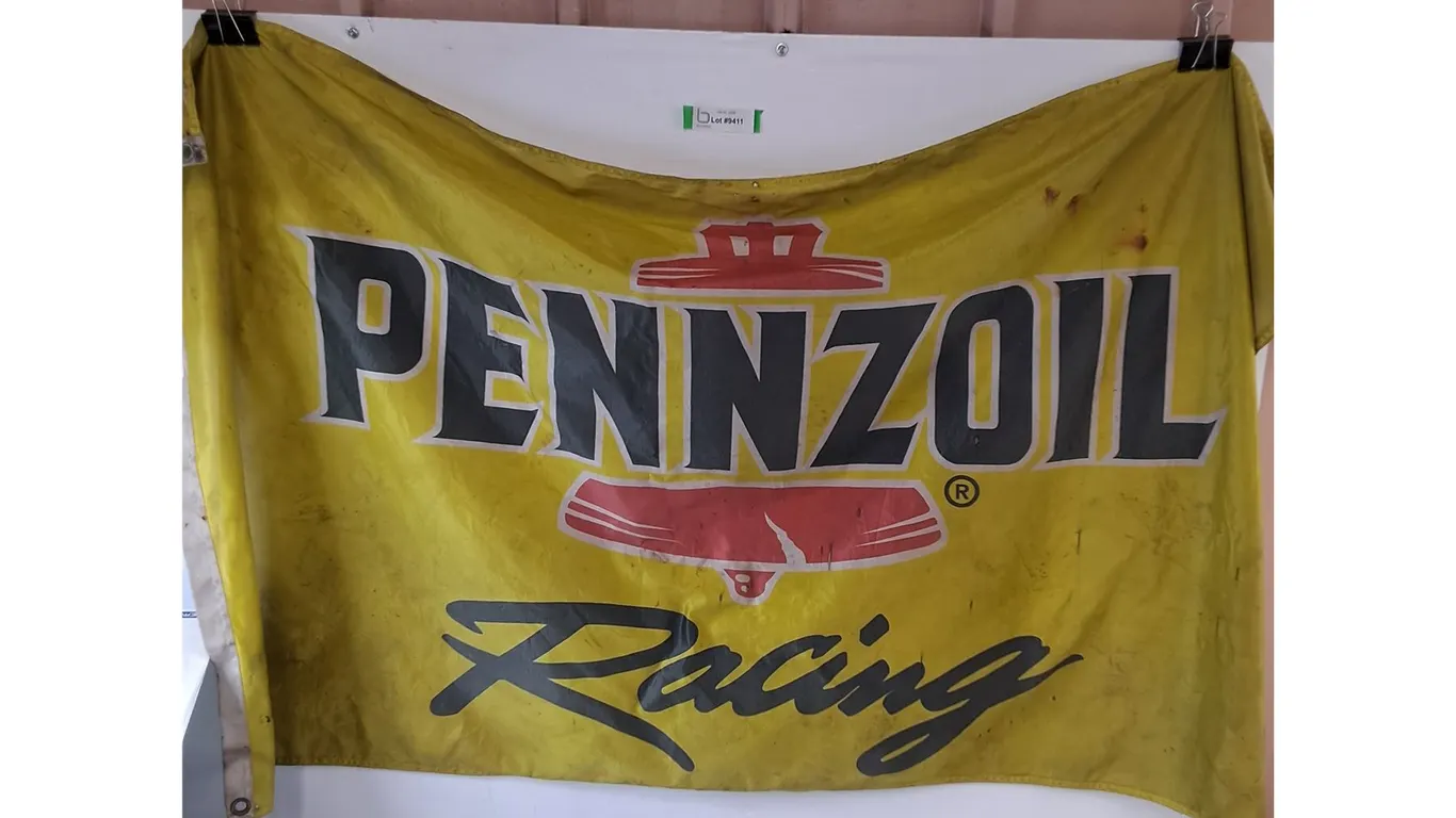 Pennzoil Racing Flag 61" x 24"