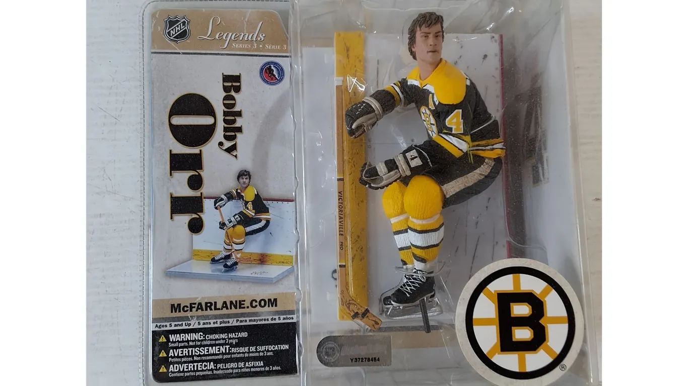 McFarlane NHL Legends Boston Bruins Bobby Orr Figure Sealed