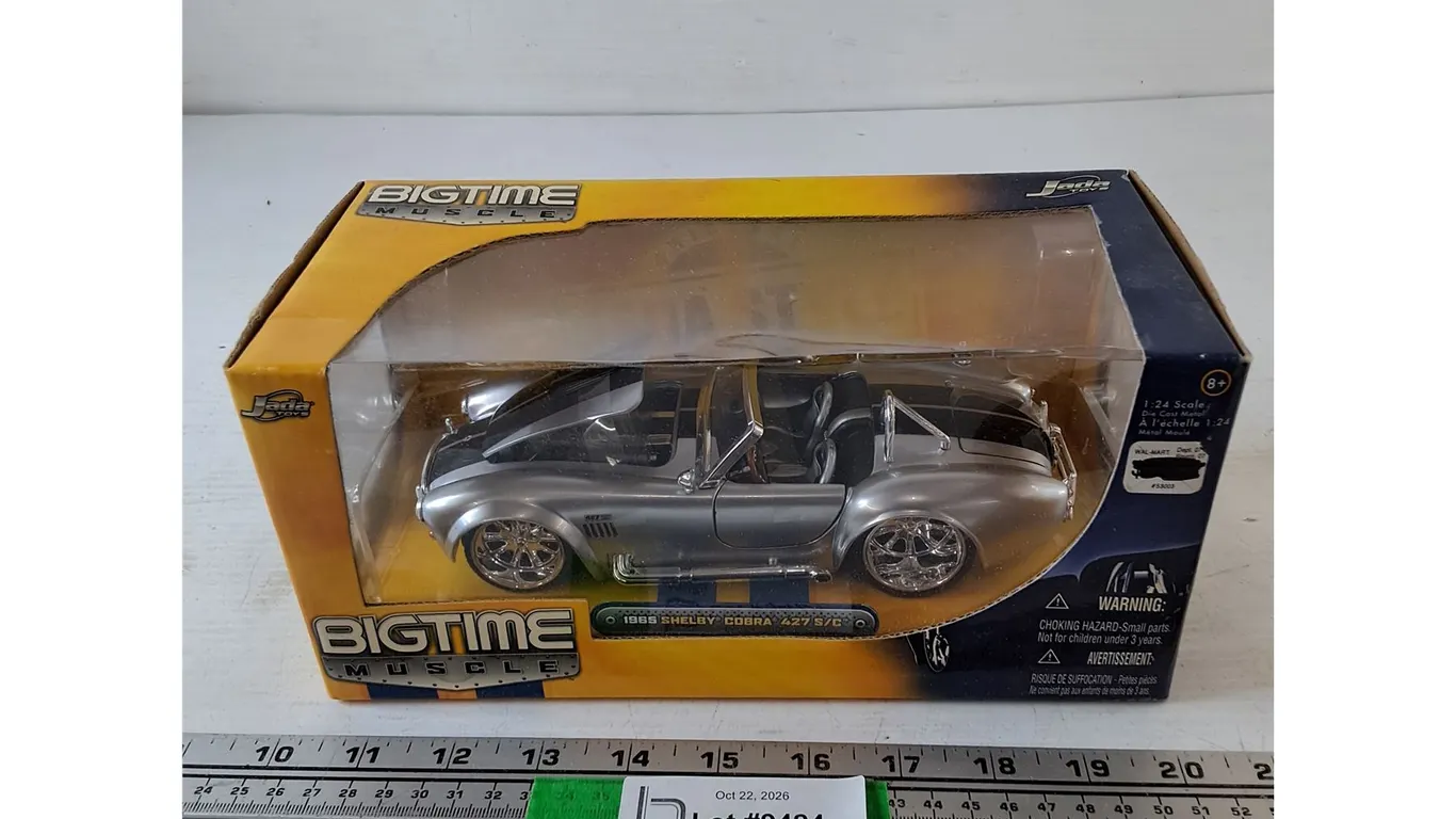 Big Time Muscle Jade Toys 1:24 Scale 1965 Shelby Cobra Model In Box