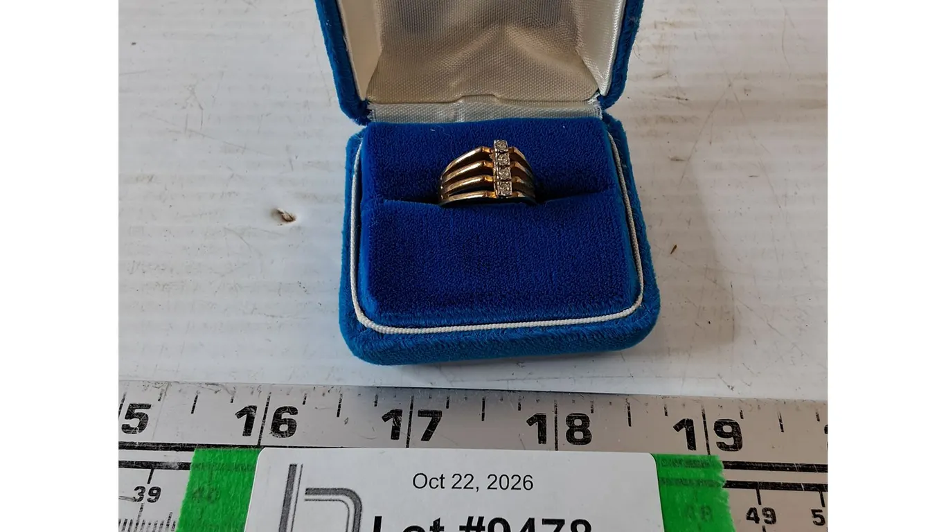 Metal Size 5 Ring in Blue Birks Box