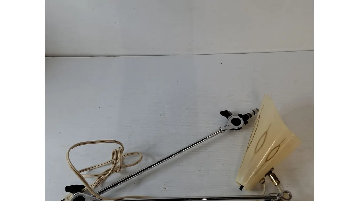 Articulating Double-Arm Desk/Machine Lamp Untested As-Is No Lightbulb