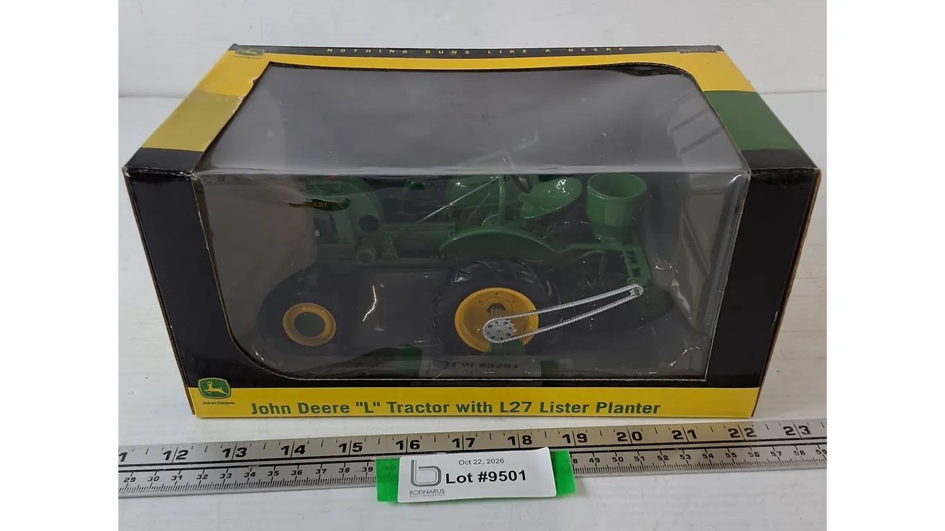 John Deere L Tractor with L27 Lister Planter Scale Model Casted 1:16 Scale Replica