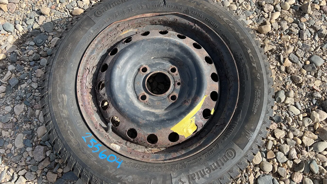 185/65R15 Tire & Rim