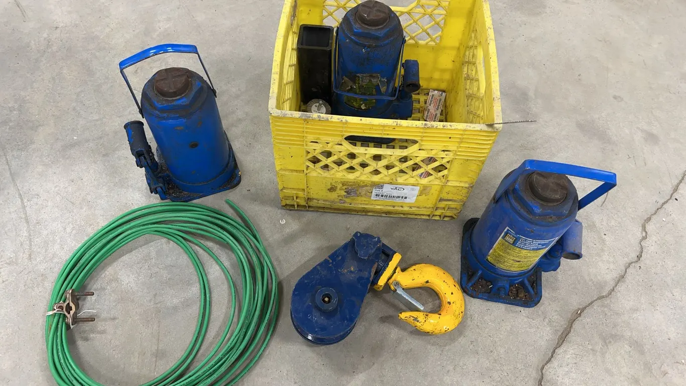 Hydraulic Jacks