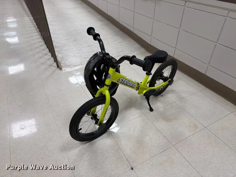 (6) bicycles