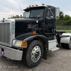 2018 Peterbilt 579 semi truck
